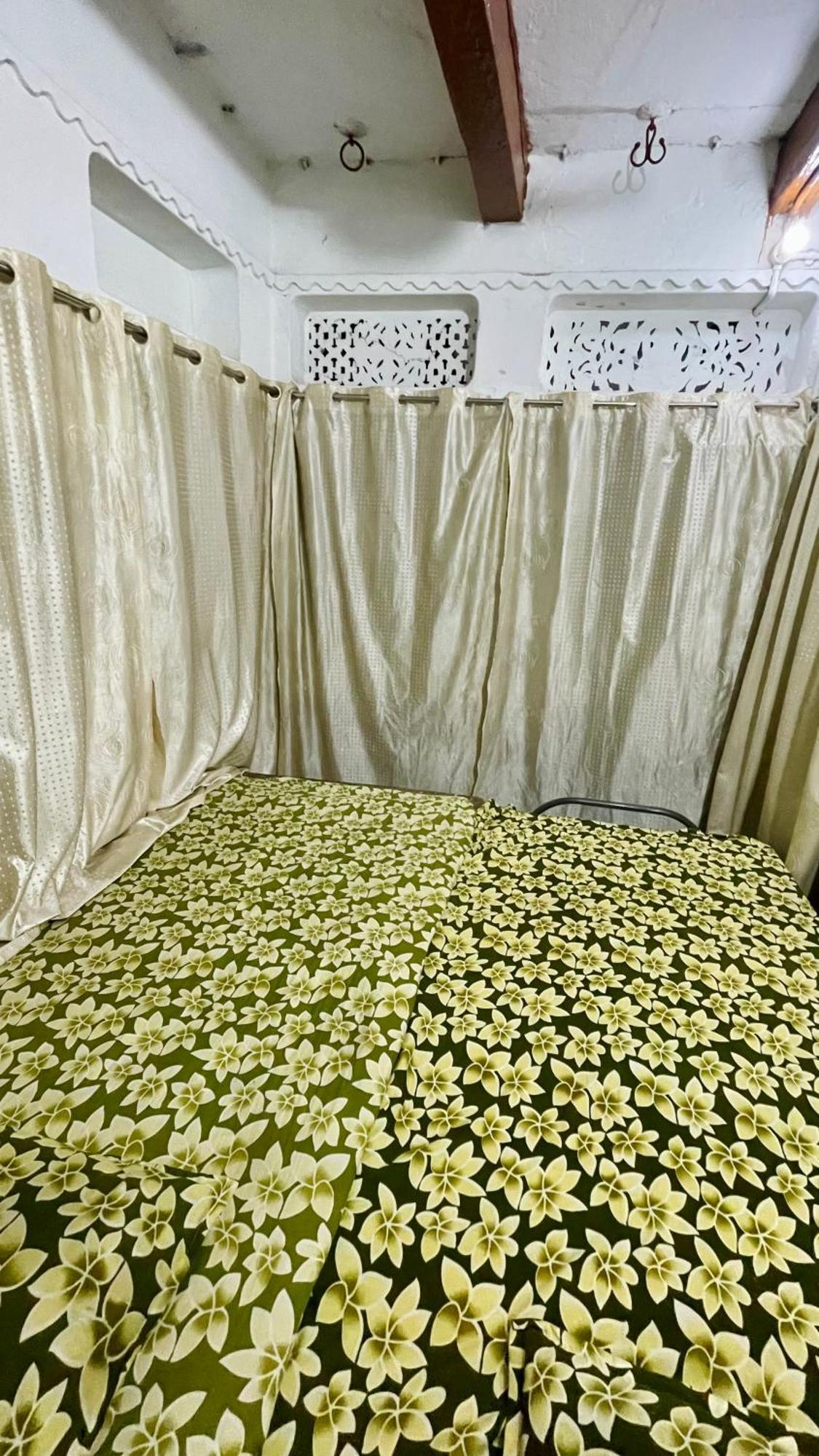 Sheetla Guest House 바라나시 외부 사진
